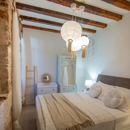 Mali Raj Apartment Komiza