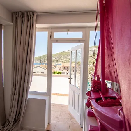 Apartment Mali Raj